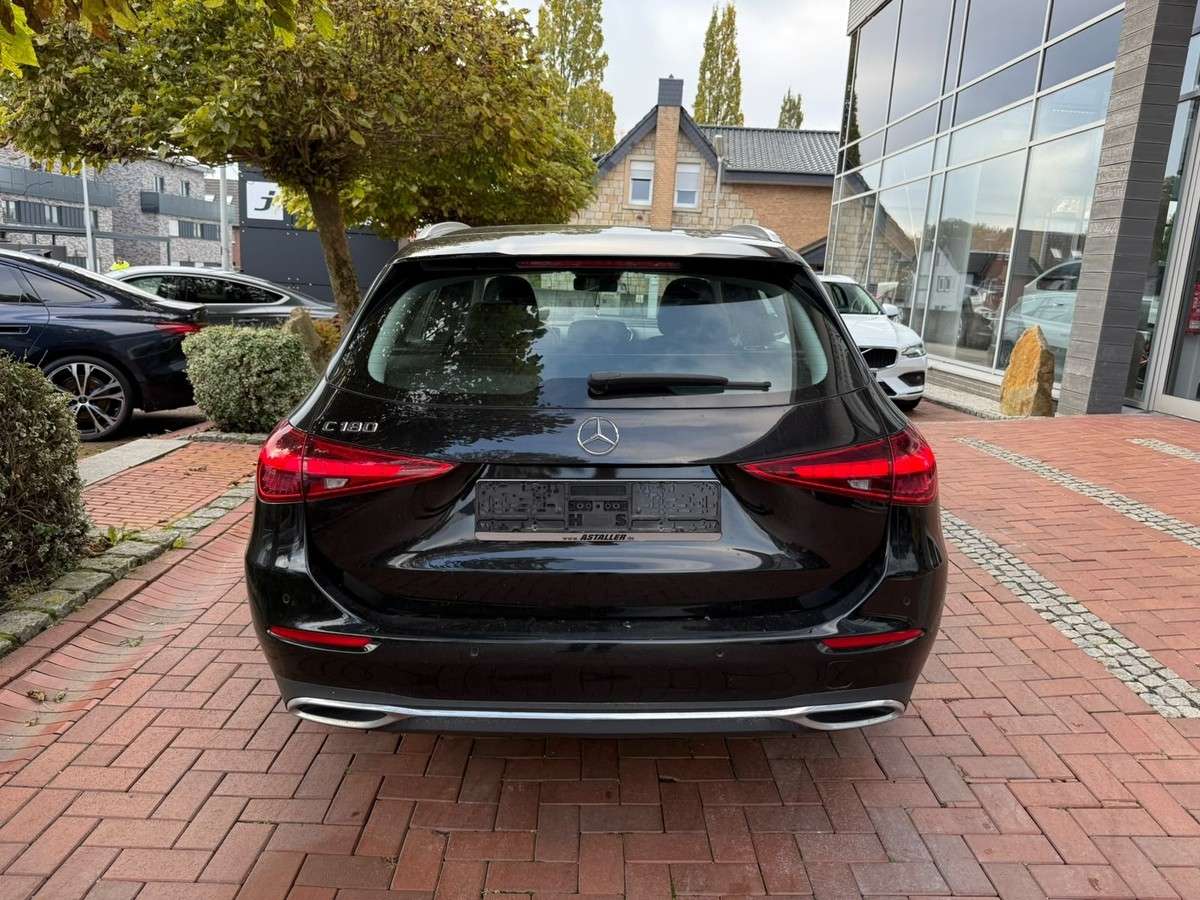 Fahrzeugbild eines Mercedes-Benz C-Klasse