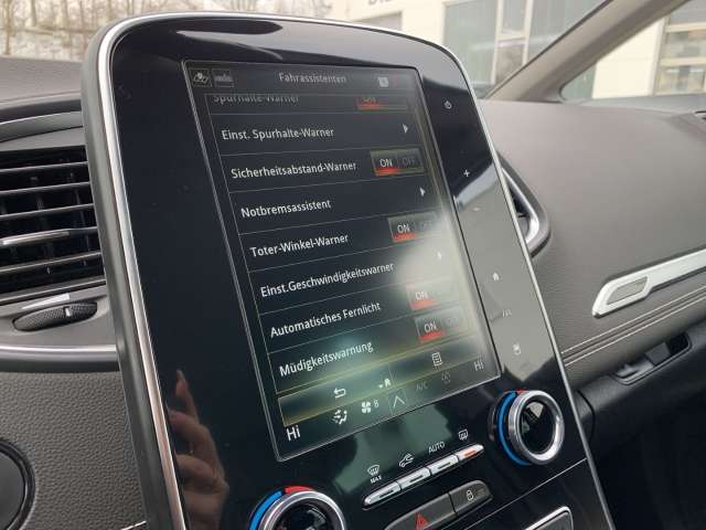 Fahrzeugbild eines Renault Grand Scénic