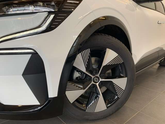 Fahrzeugbild eines Renault Megane E-TECH