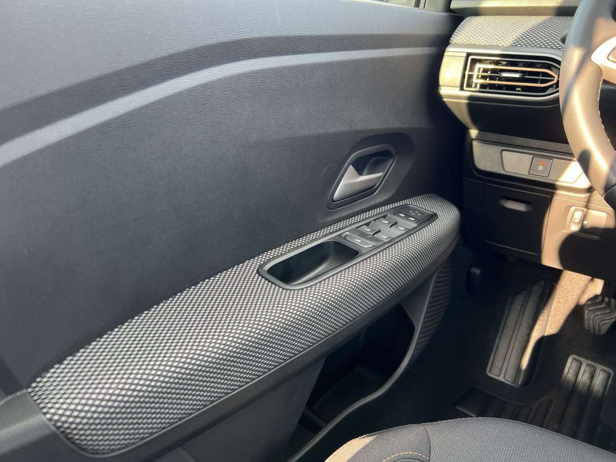 Fahrzeugbild eines Dacia Sandero