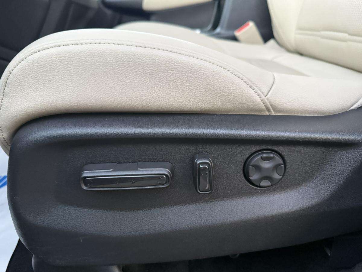 Fahrzeugbild eines Honda CR-V