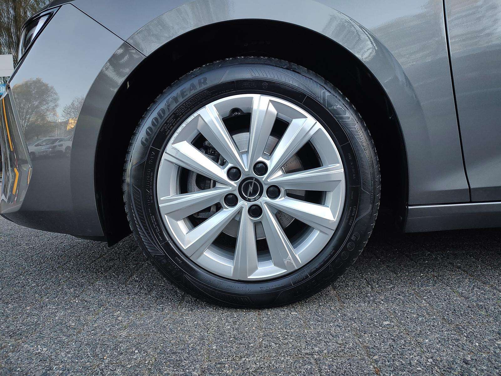 Fahrzeugbild eines Opel Astra