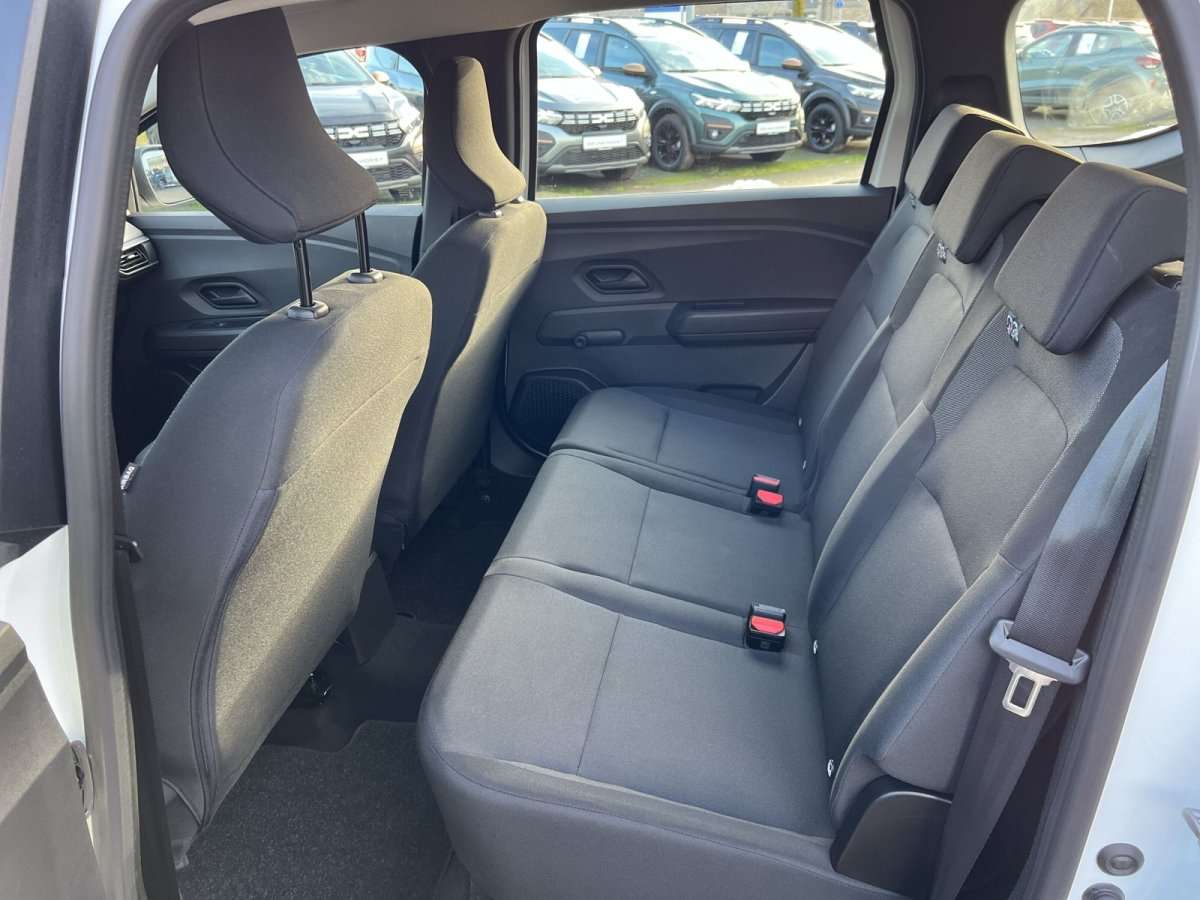 Fahrzeugbild eines Dacia Jogger