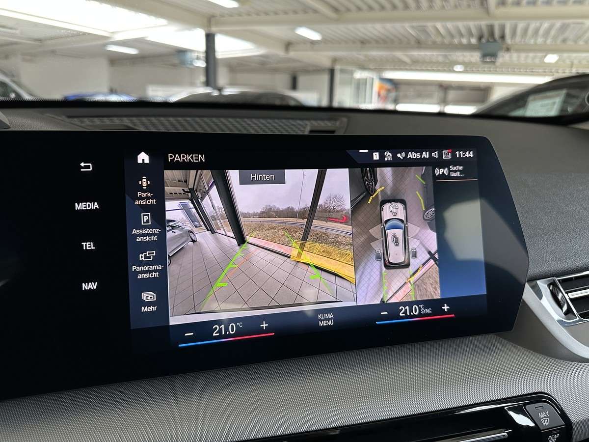 Fahrzeugbild eines BMW X1
