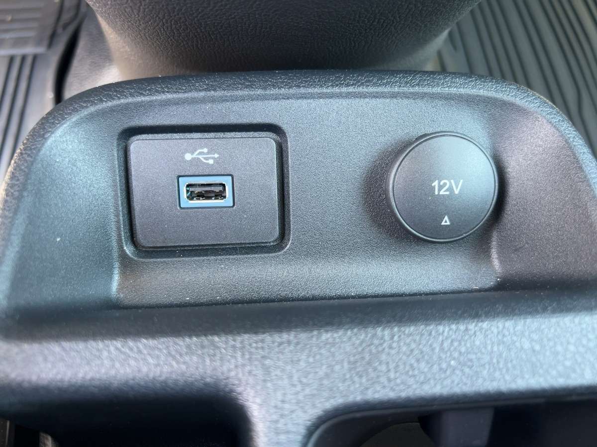 Fahrzeugbild eines Ford Transit Connect