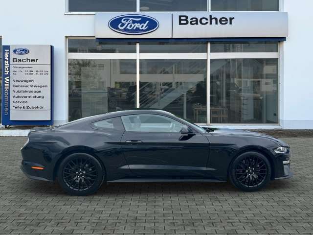 Fahrzeugbild eines Ford Mustang