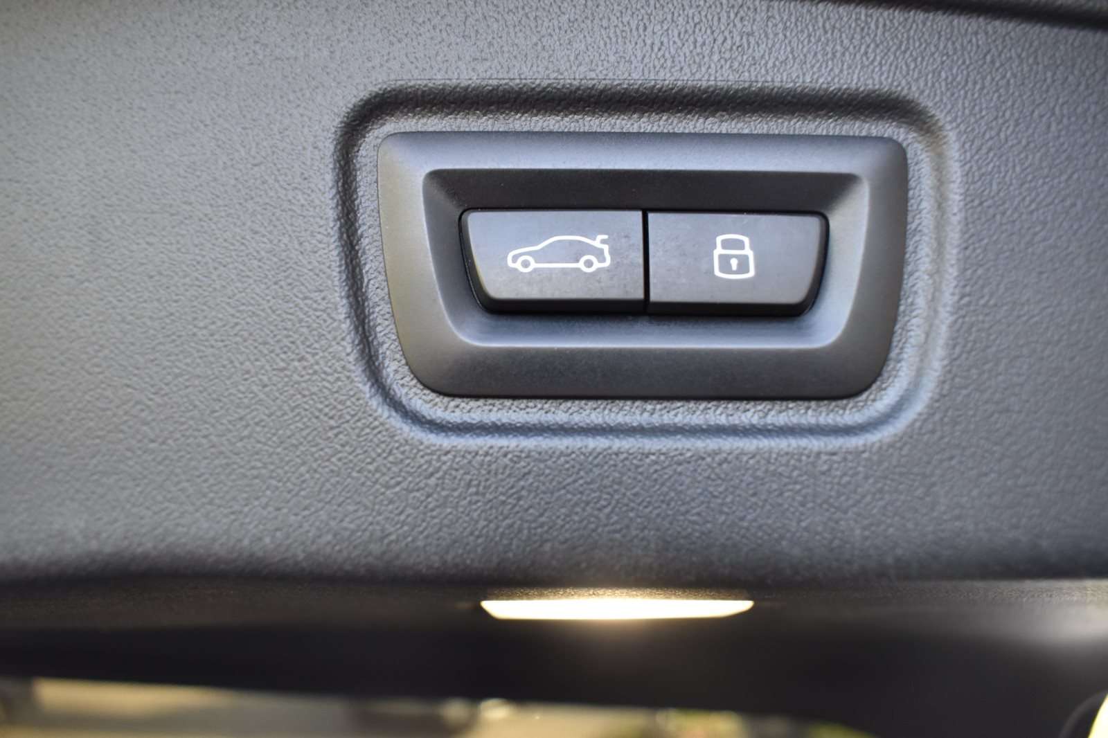 Fahrzeugbild eines BMW i5