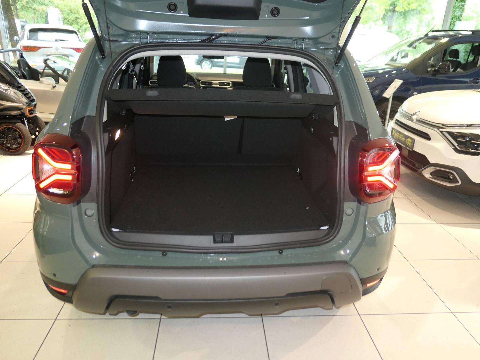 Fahrzeugbild eines Dacia Duster