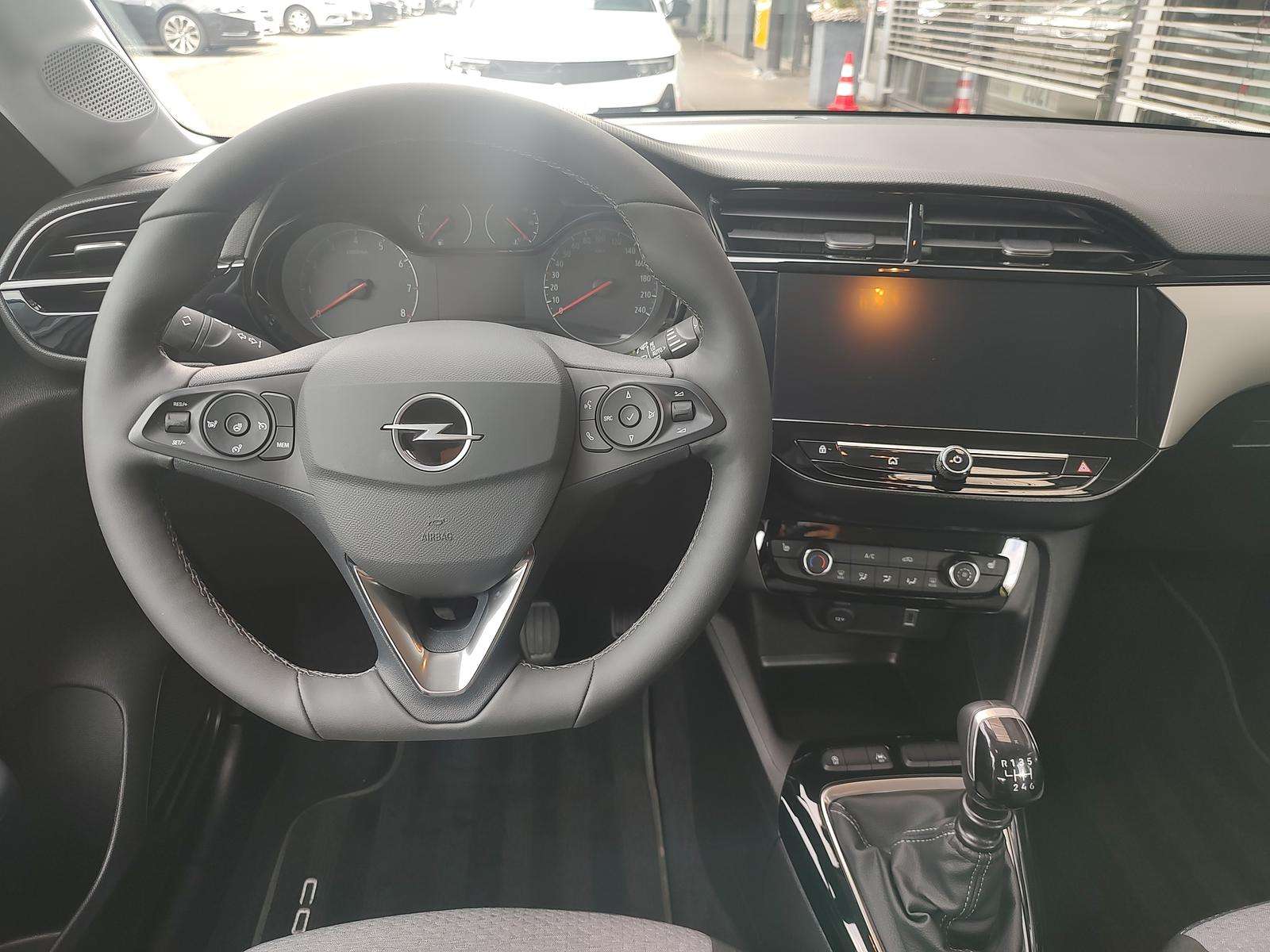 Fahrzeugbild eines Opel Corsa