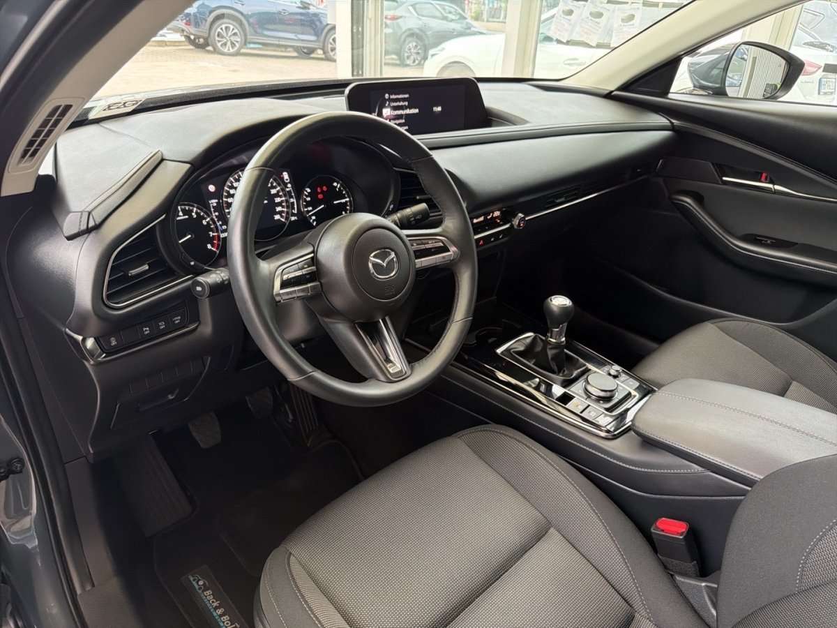 Fahrzeugbild eines Mazda CX-30