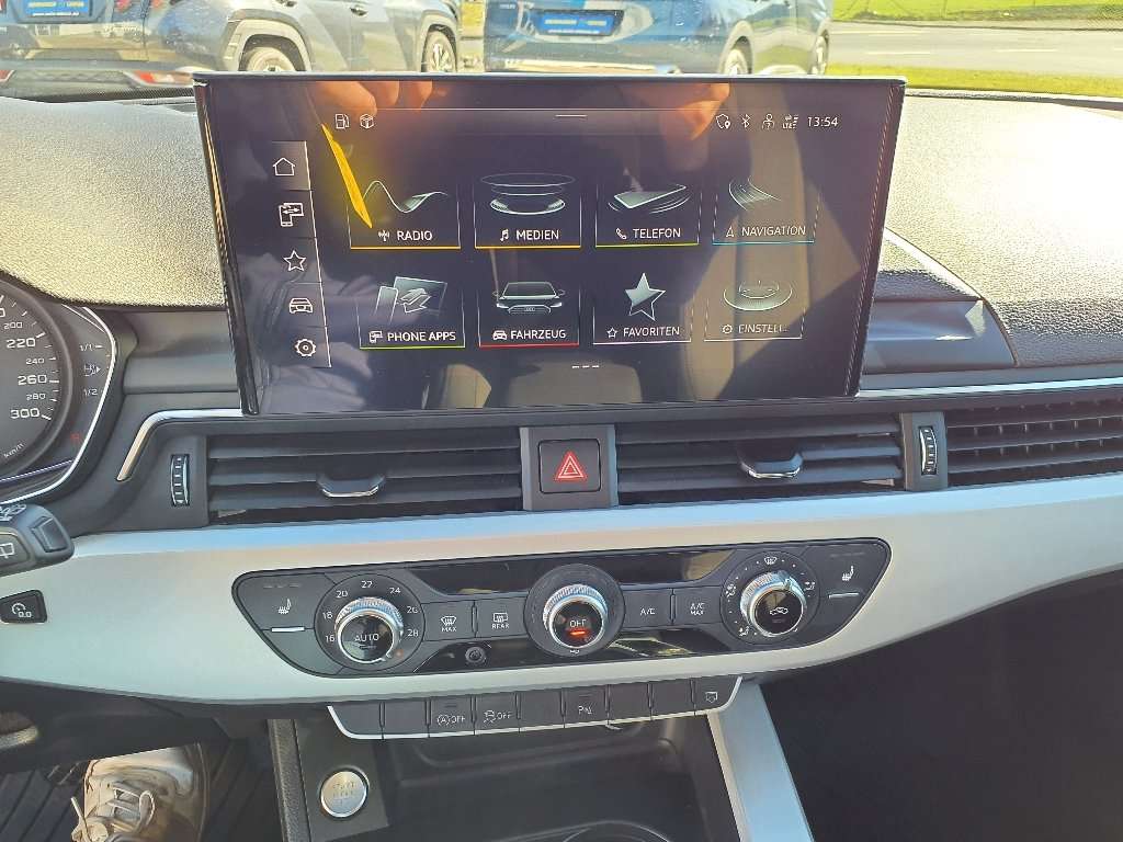 Fahrzeugbild eines Audi A4