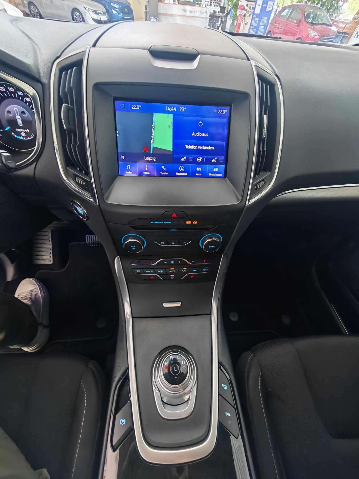 Fahrzeugbild eines Ford S-MAX