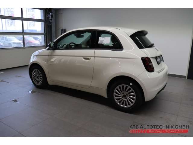 Fahrzeugbild eines Fiat 500