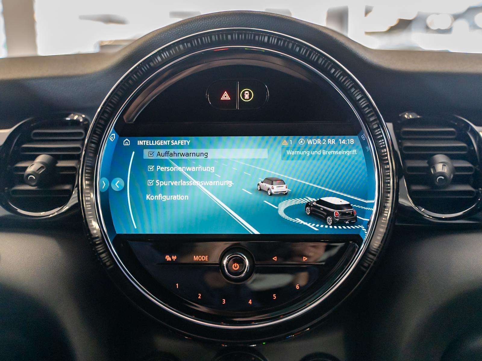 Fahrzeugbild eines MINI MINI