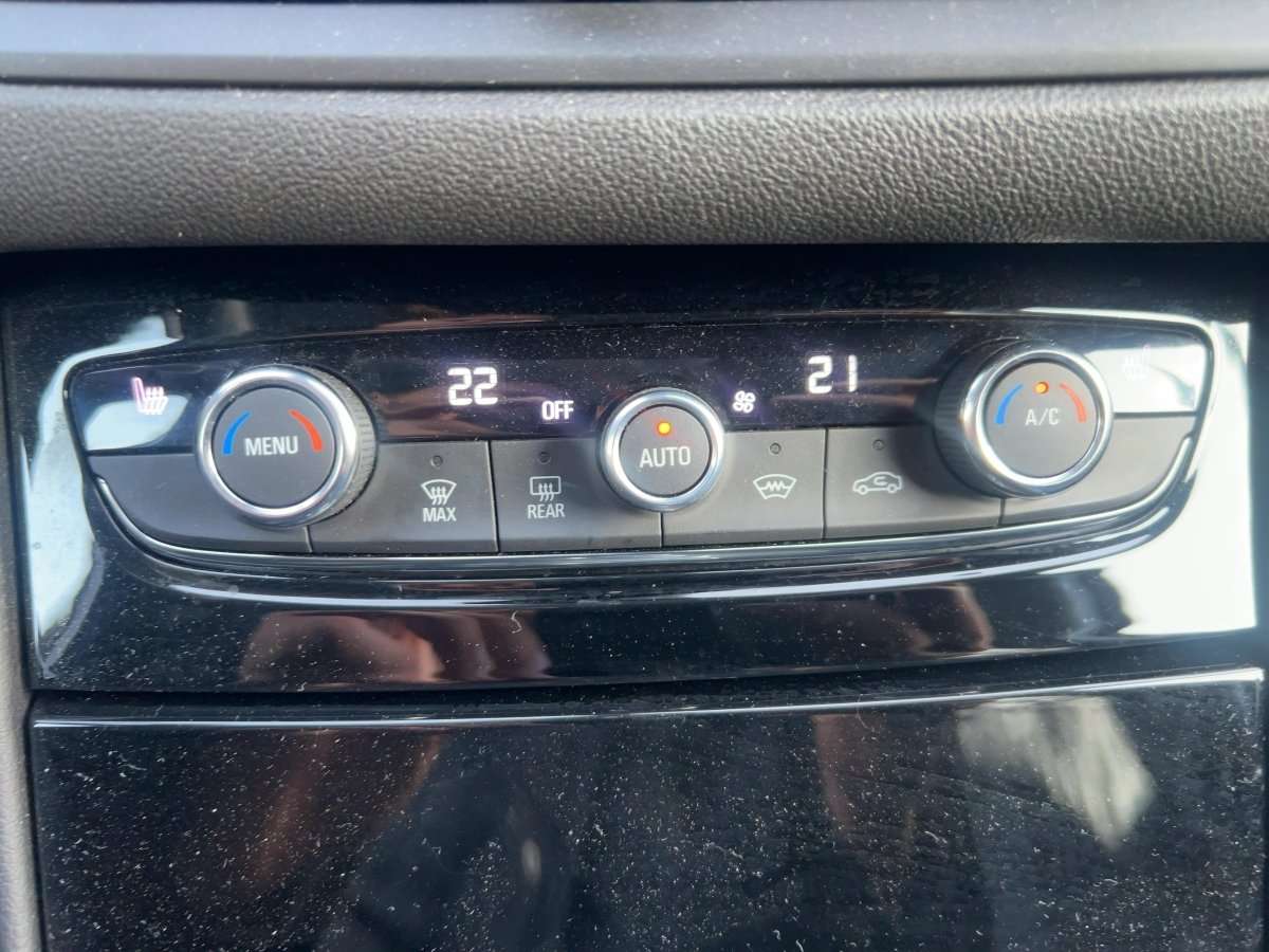 Fahrzeugbild eines Opel Grandland X