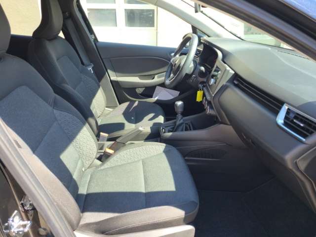 Fahrzeugbild eines Renault Clio