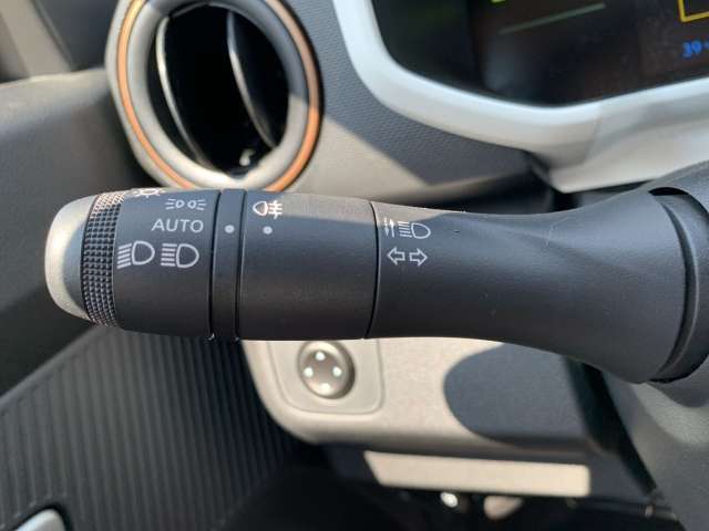 Fahrzeugbild eines Dacia Spring