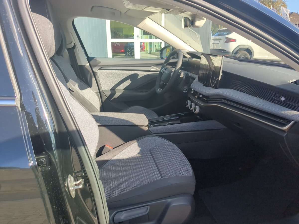 Fahrzeugbild eines Skoda Superb