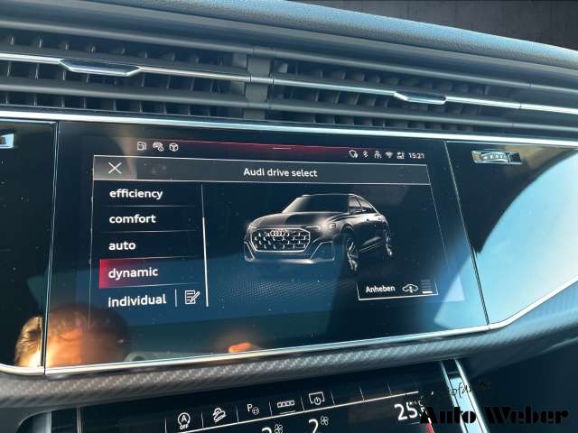 Fahrzeugbild eines Audi SQ8