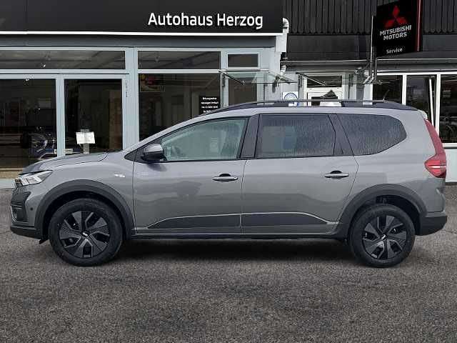 Fahrzeugbild eines Dacia Jogger