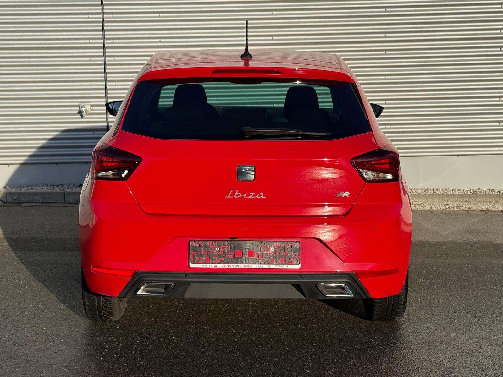 Fahrzeugbild eines SEAT Ibiza