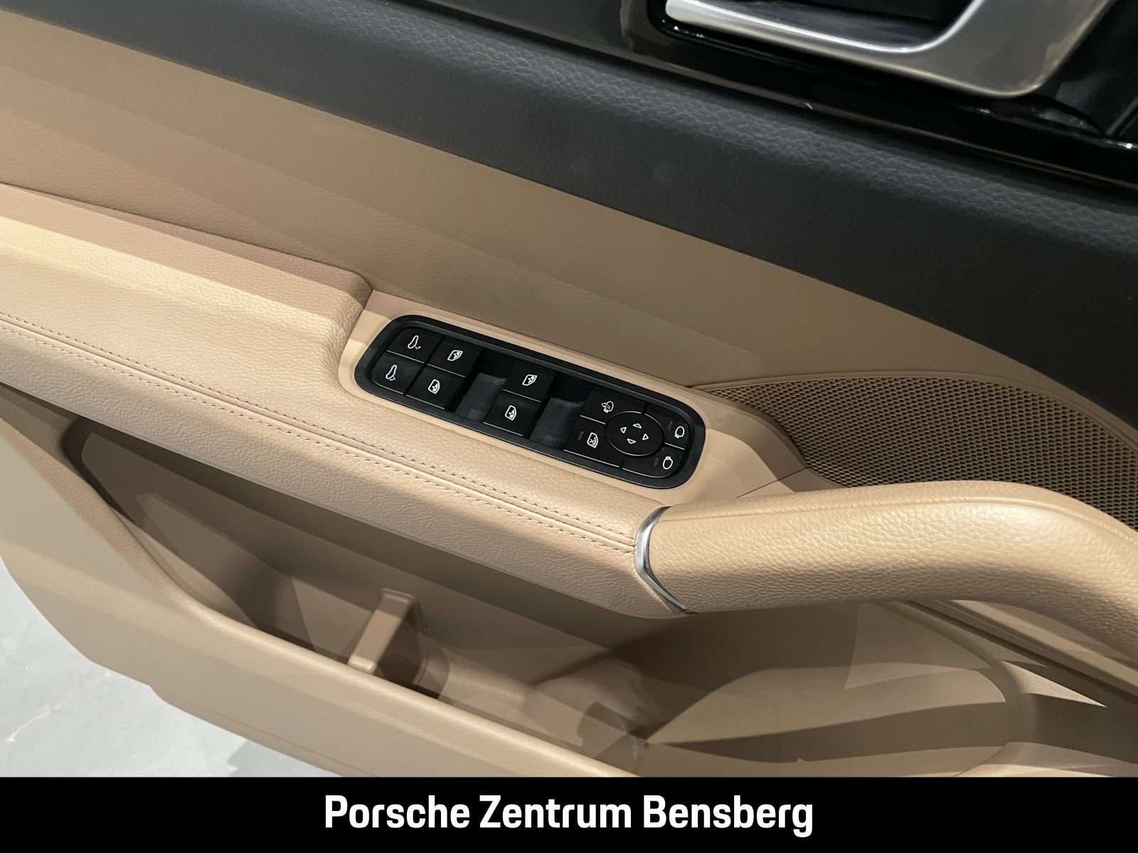 Fahrzeugbild eines Porsche Cayenne