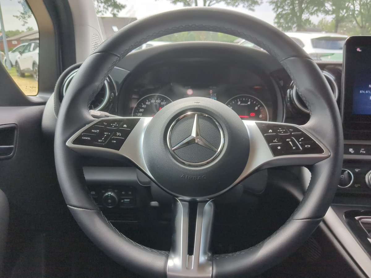 Fahrzeugbild eines Mercedes-Benz T-Klasse
