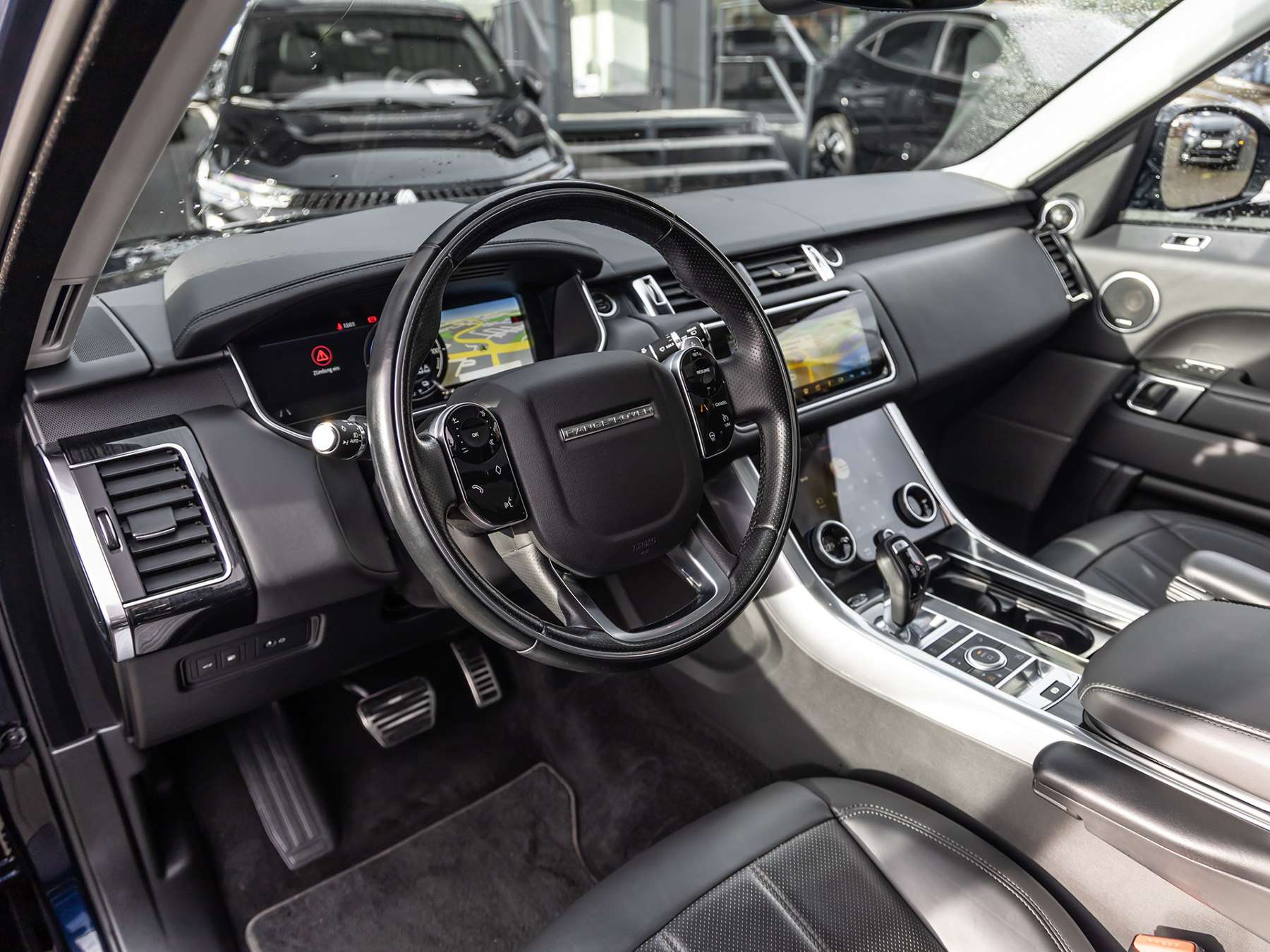 Fahrzeugbild eines Land Rover Range Rover Sport