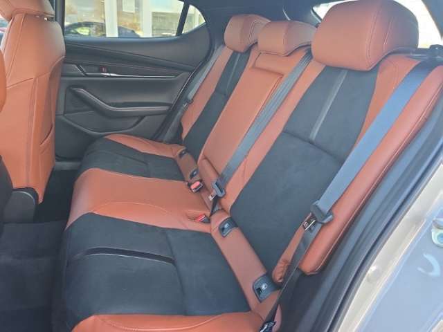 Fahrzeugbild eines Mazda Mazda3