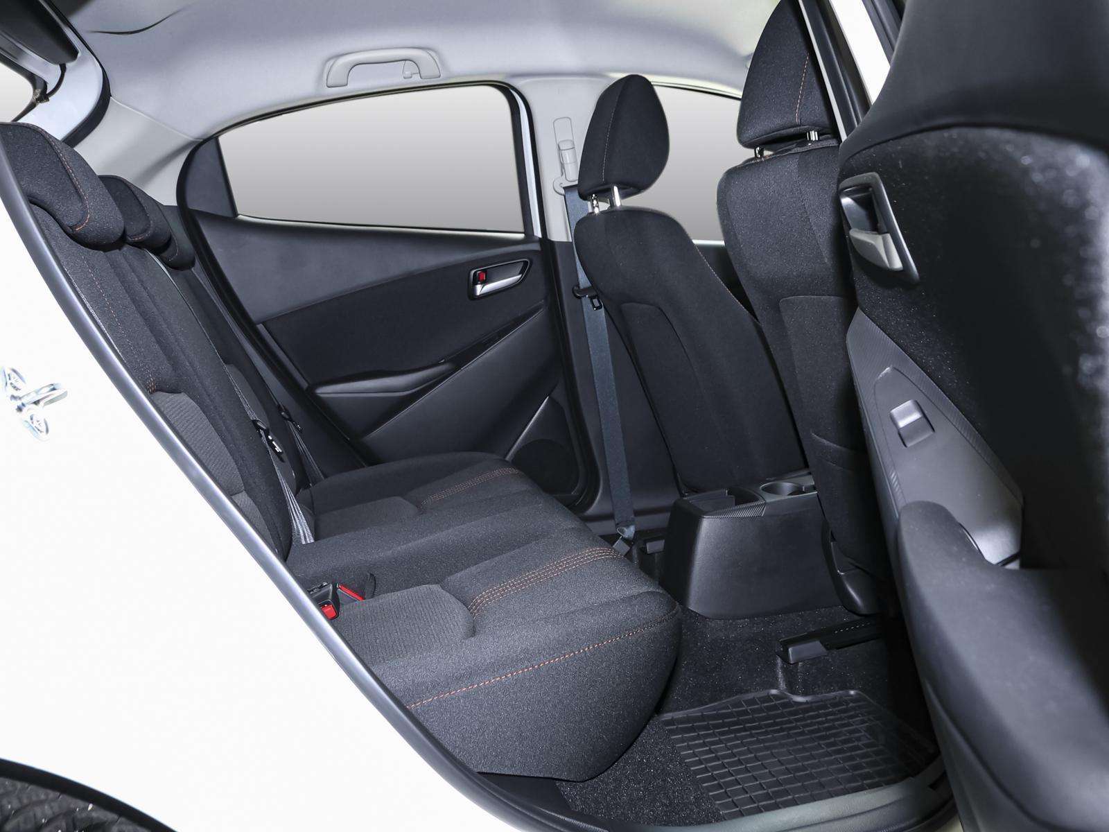 Fahrzeugbild eines Mazda Mazda2