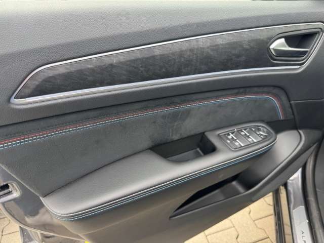 Fahrzeugbild eines Renault Arkana