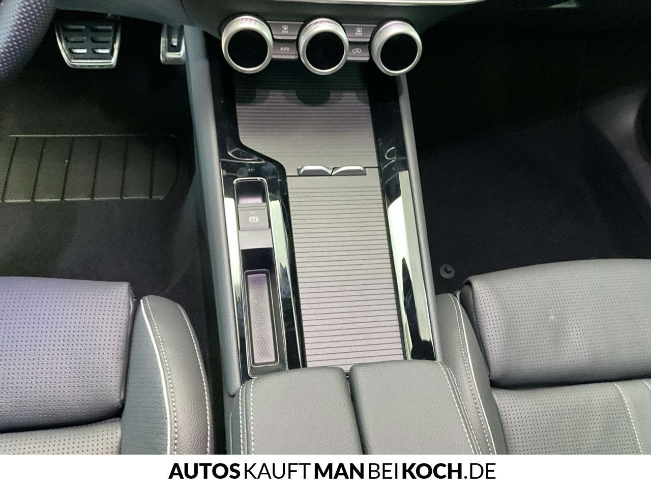 Fahrzeugbild eines Skoda Superb