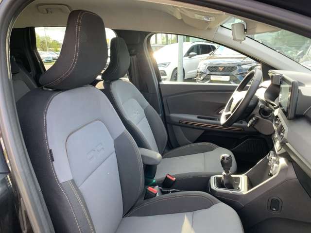 Fahrzeugbild eines Dacia Jogger