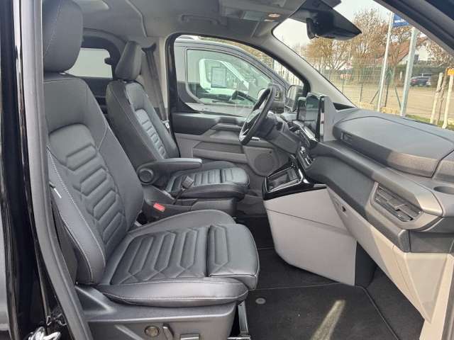 Fahrzeugbild eines Ford Tourneo Custom