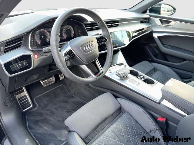 Fahrzeugbild eines Audi S6