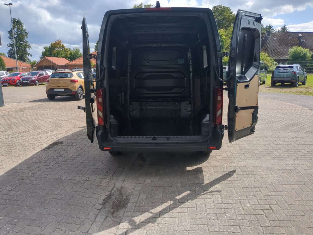 Fahrzeugbild eines Renault Master