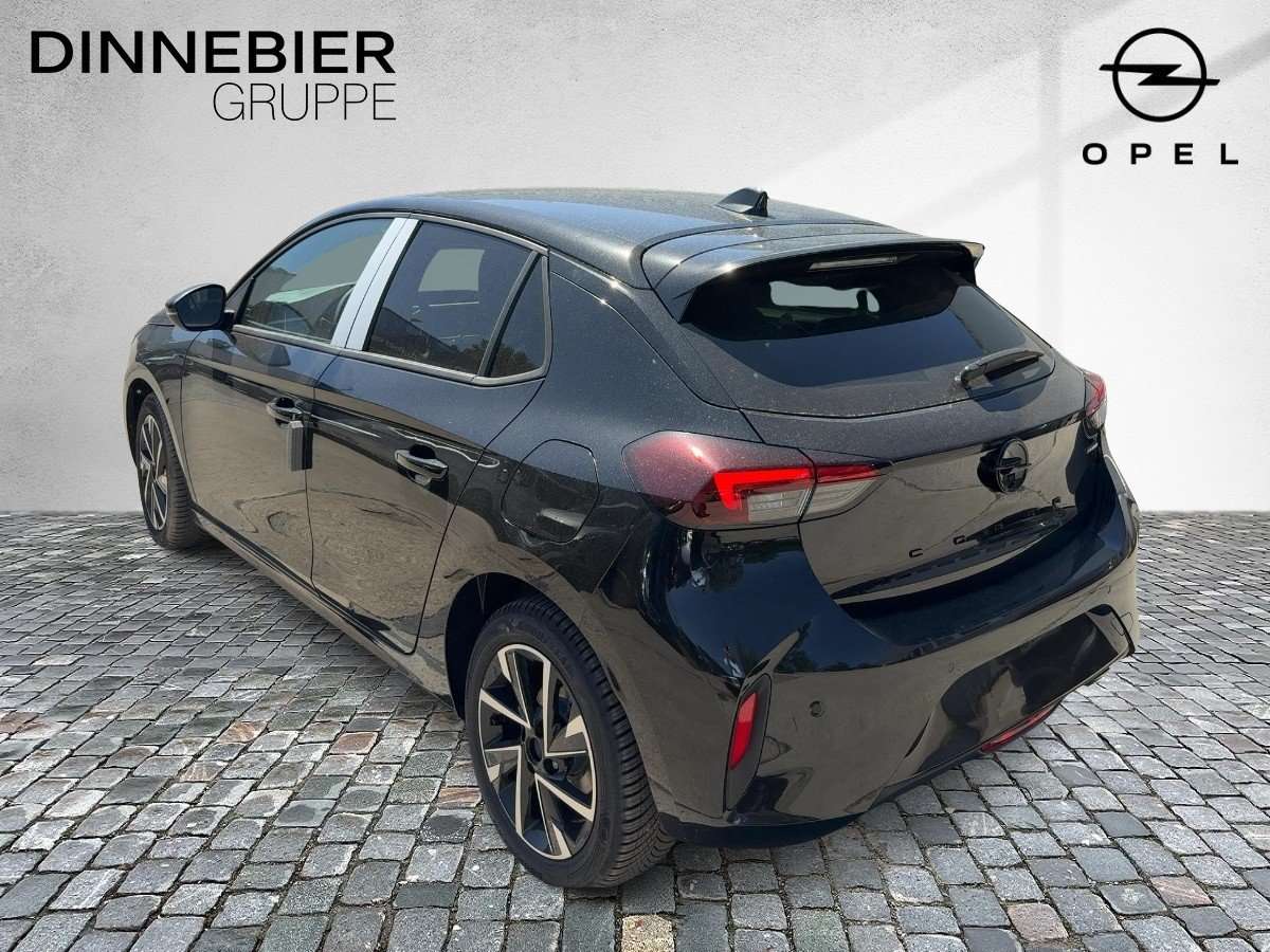 Fahrzeugbild eines Opel Corsa