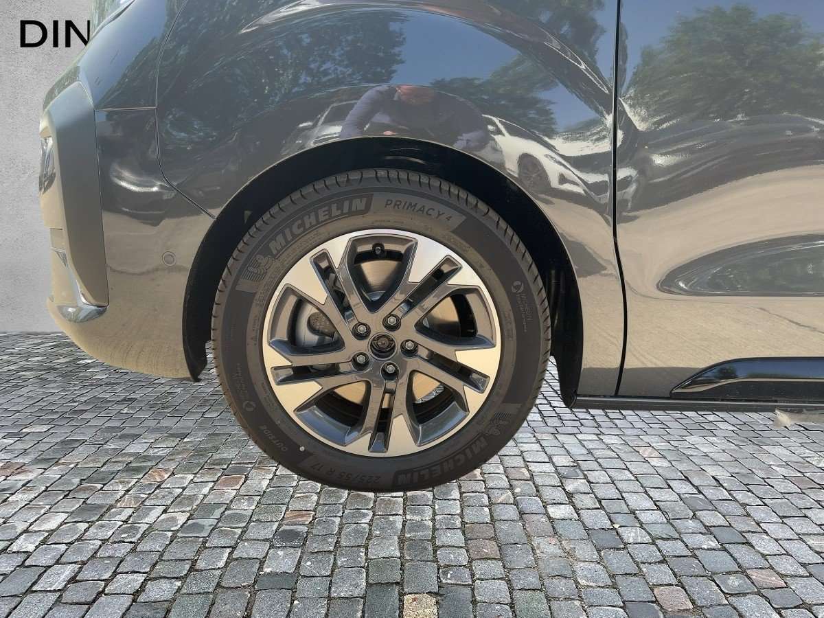Fahrzeugbild eines Opel Zafira