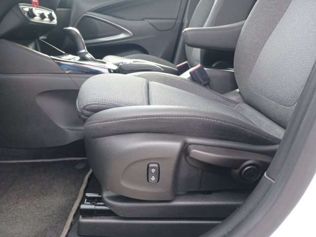 Fahrzeugbild eines Opel Crossland X