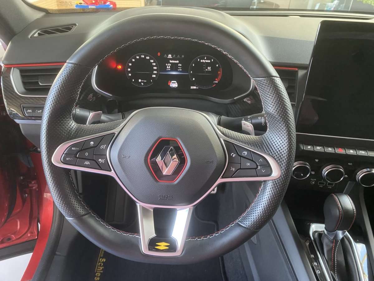 Fahrzeugbild eines Renault Arkana