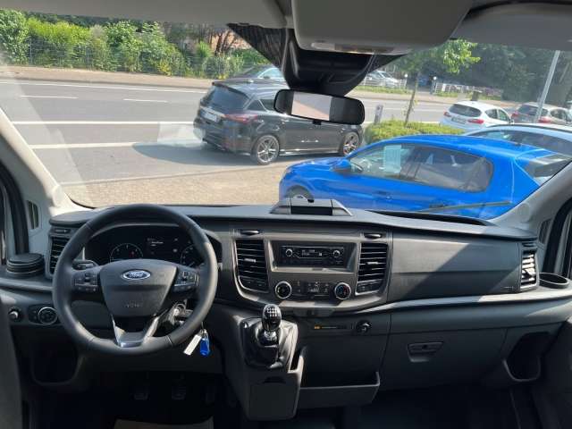 Fahrzeugbild eines Ford Transit