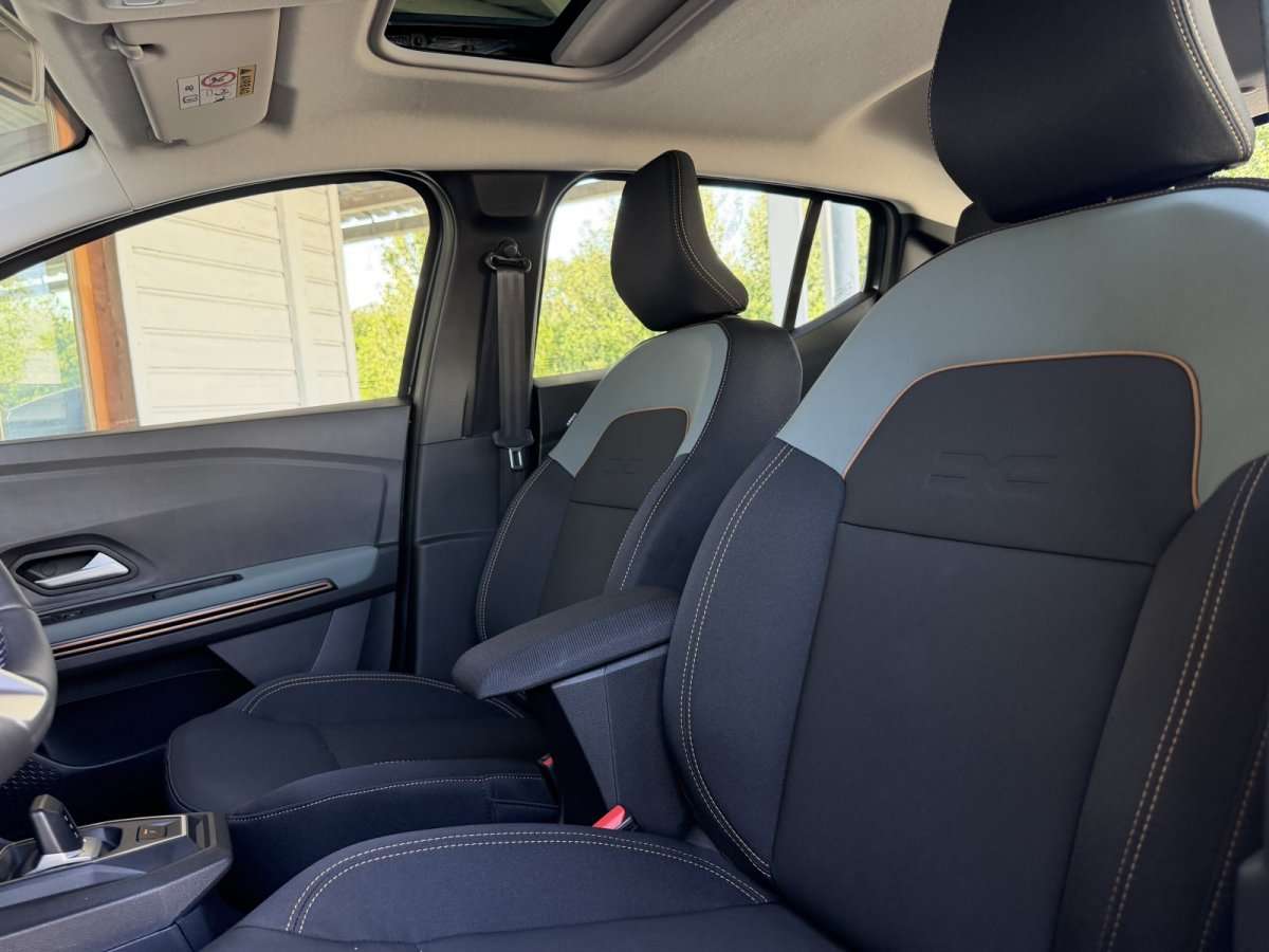Fahrzeugbild eines Dacia Sandero