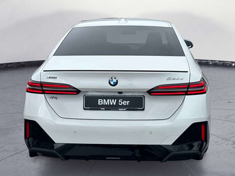 Fahrzeugbild eines BMW 5er-Reihe