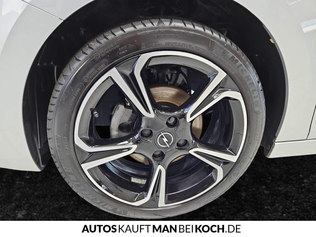 Fahrzeugbild eines Opel Corsa