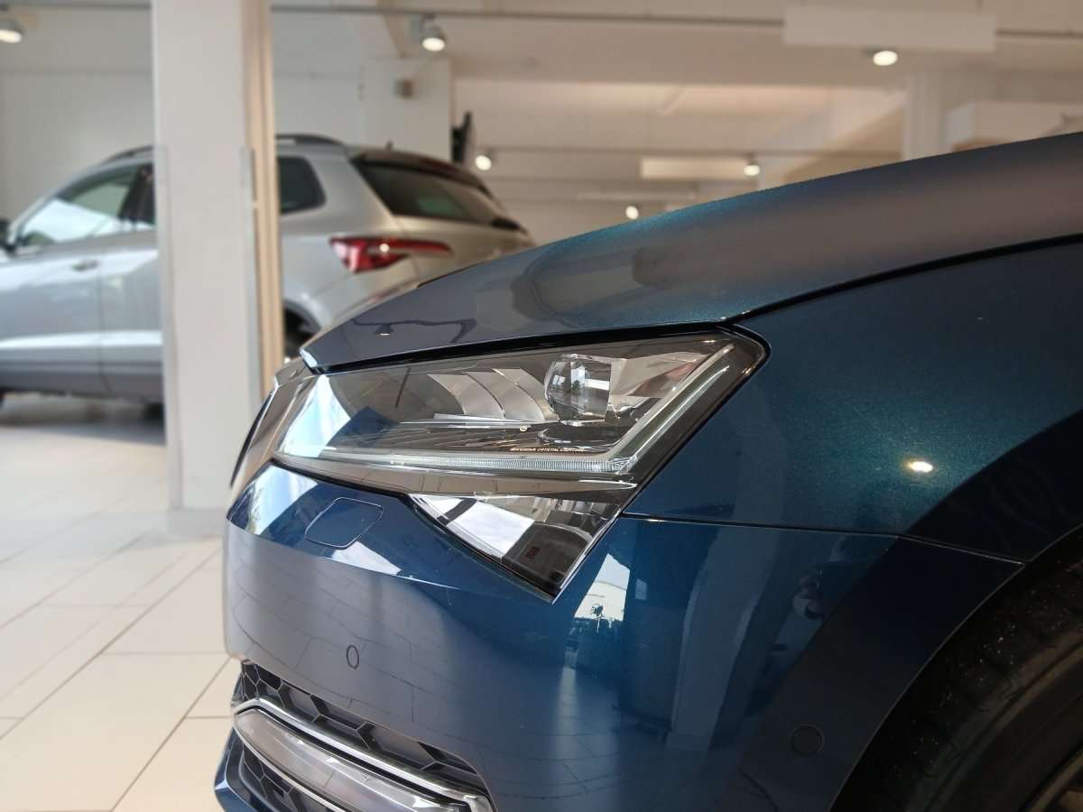 Fahrzeugbild eines Skoda Superb