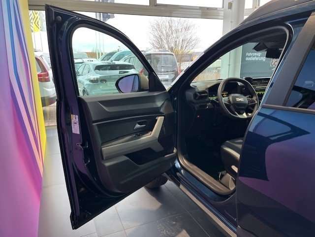 Fahrzeugbild eines Dacia Bigster