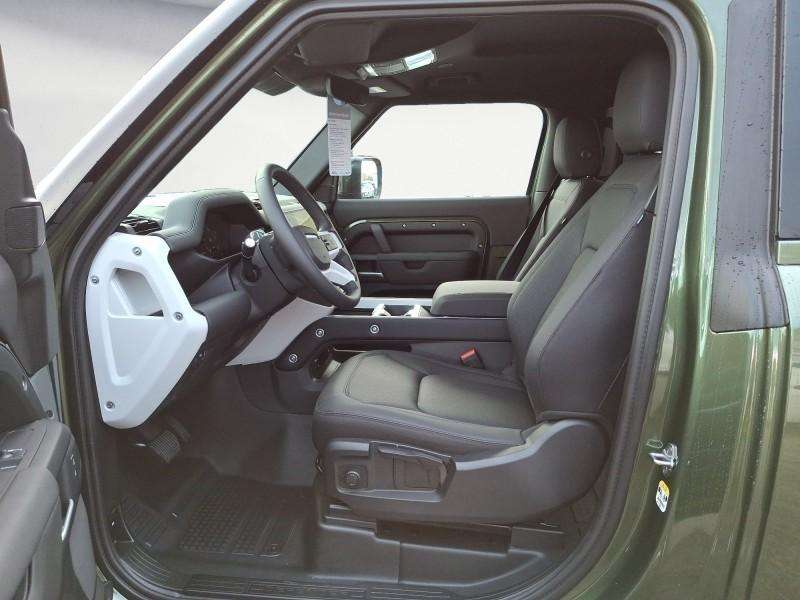 Fahrzeugbild eines Land Rover Defender