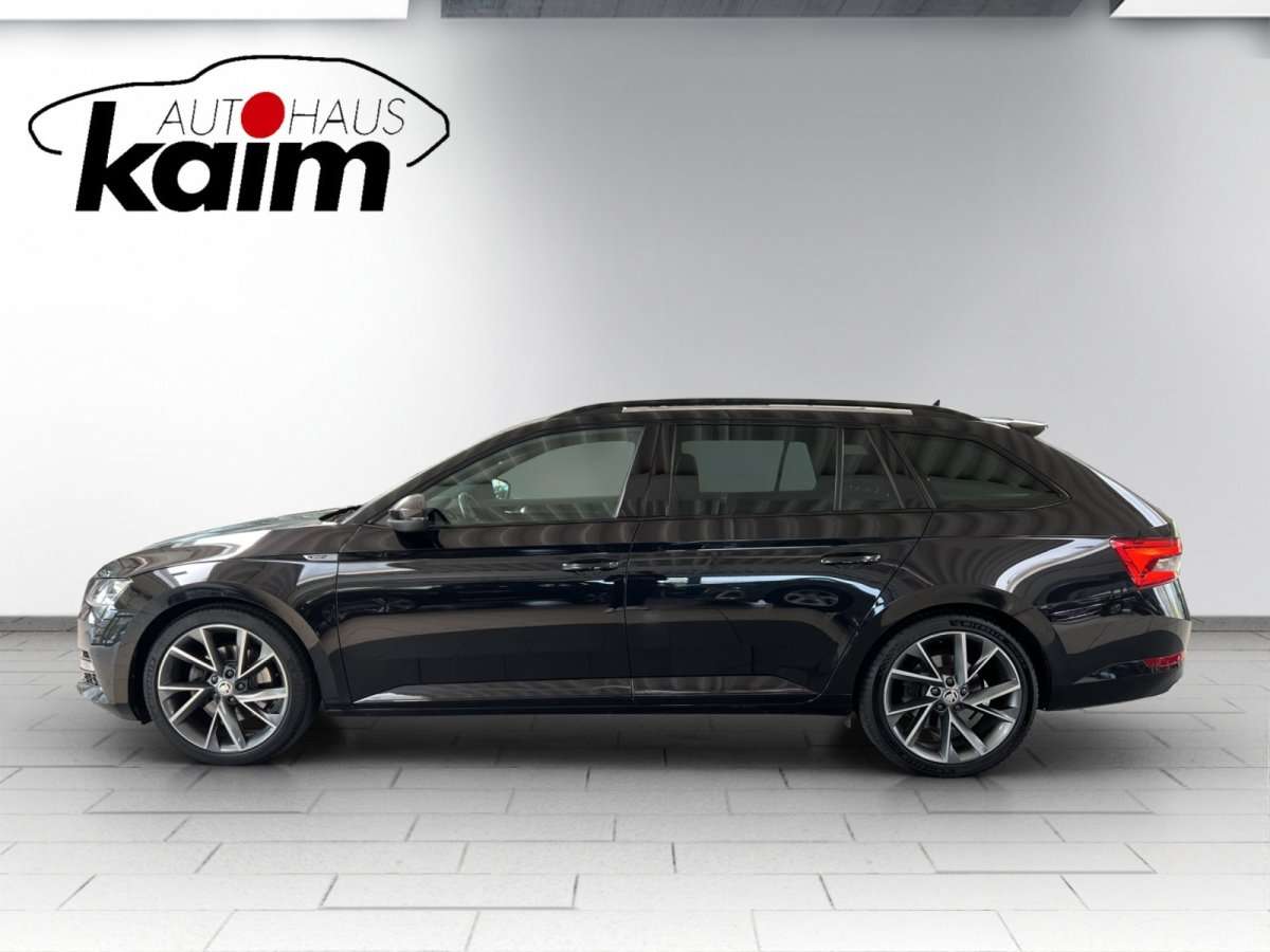 Fahrzeugbild eines Skoda Superb