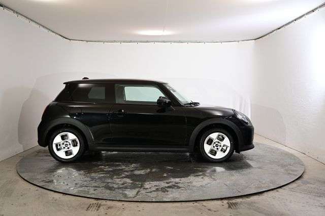 Fahrzeugbild eines MINI COOPER