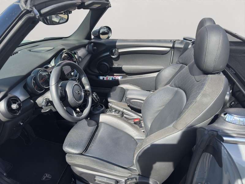Fahrzeugbild eines MINI COOPER